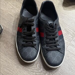Gucci Black and Red Men's Sneakers